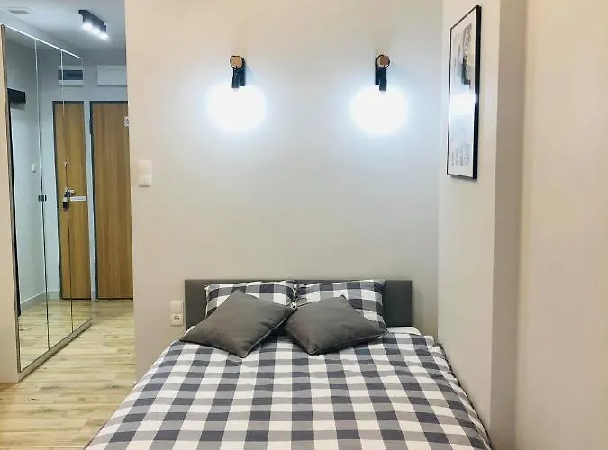 - Soft Lofty Legnicka Centrum Apartment *